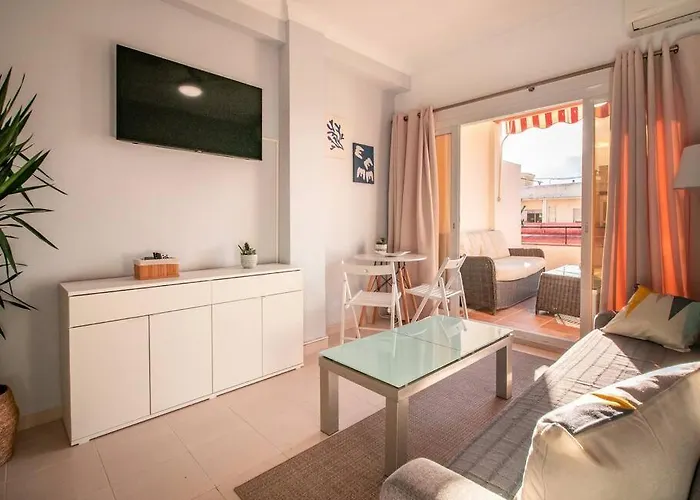 Lovely Penthouse In Centre * ماربيا