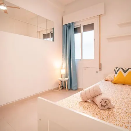 Lejlighed Lovely Penthouse In Centre