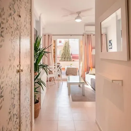 Lovely Penthouse In Centre Апартаменты